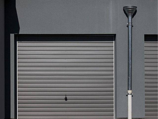 porte de garage neuve