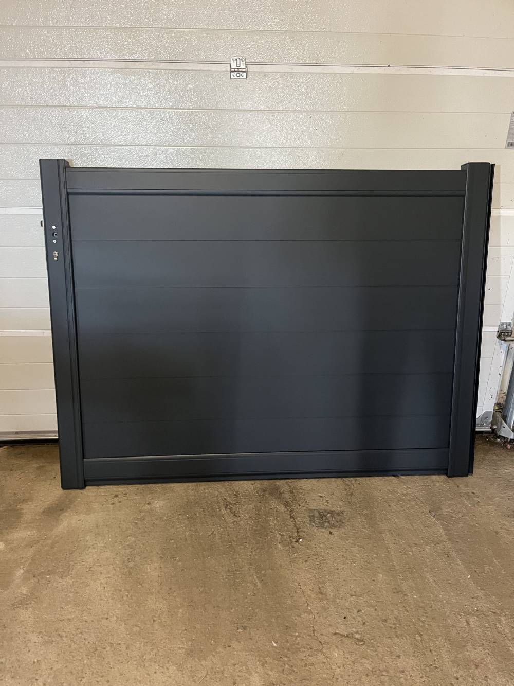 Portillon aluminium type plein